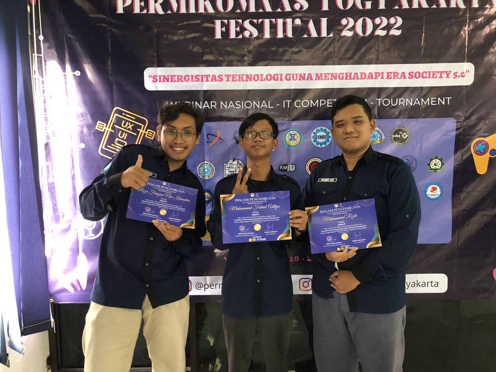 Design UI/UX Competition 2022